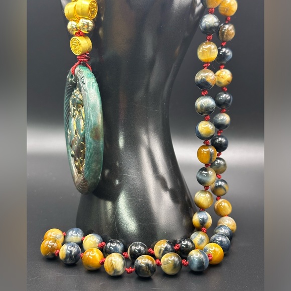 ANTIQUE JADE BAI HU (白虎) + GREY TIGER NATURAL STONE NECKLACE one size - Picture 8 of 13